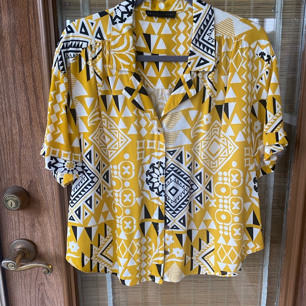 Jane and Delancey Yellow Geometric Blouse